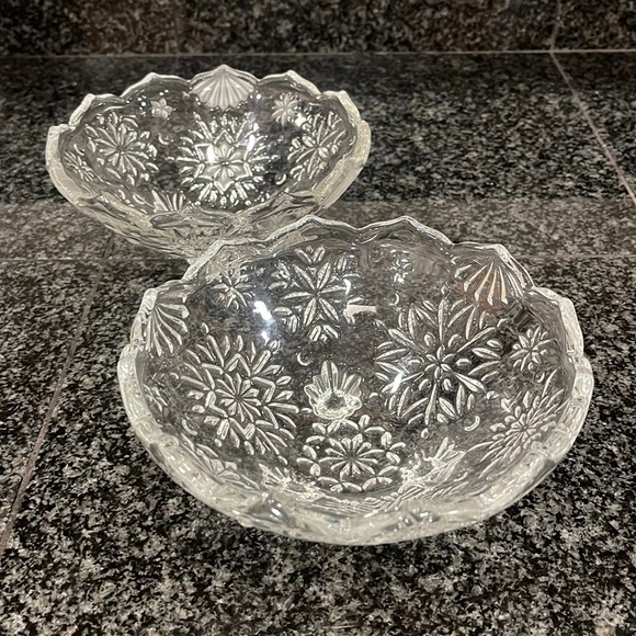 2 Snack Serving Bowls Glass, snack Plates Bowl Serving, - Picture 1 of 10